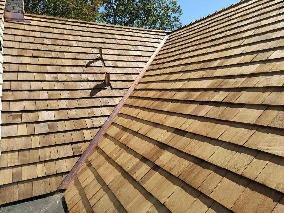 cedarshakeroof2 (1)